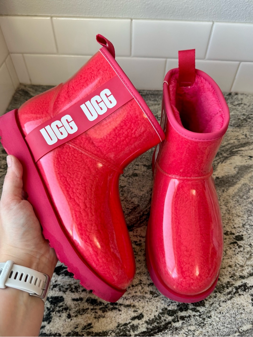 UGG Classic Clear Mini Boots in “Samba Red” (Fuschia Pink). Size 8. VGUC.